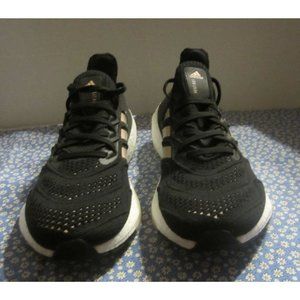 adidas Women's Ultraboost 22 Running Shoe Size 11